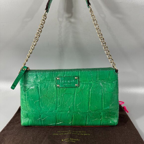 kate spade Handbags - Kate Spade New York Green Croc Embossed Patent Leather Gold Chain Purse